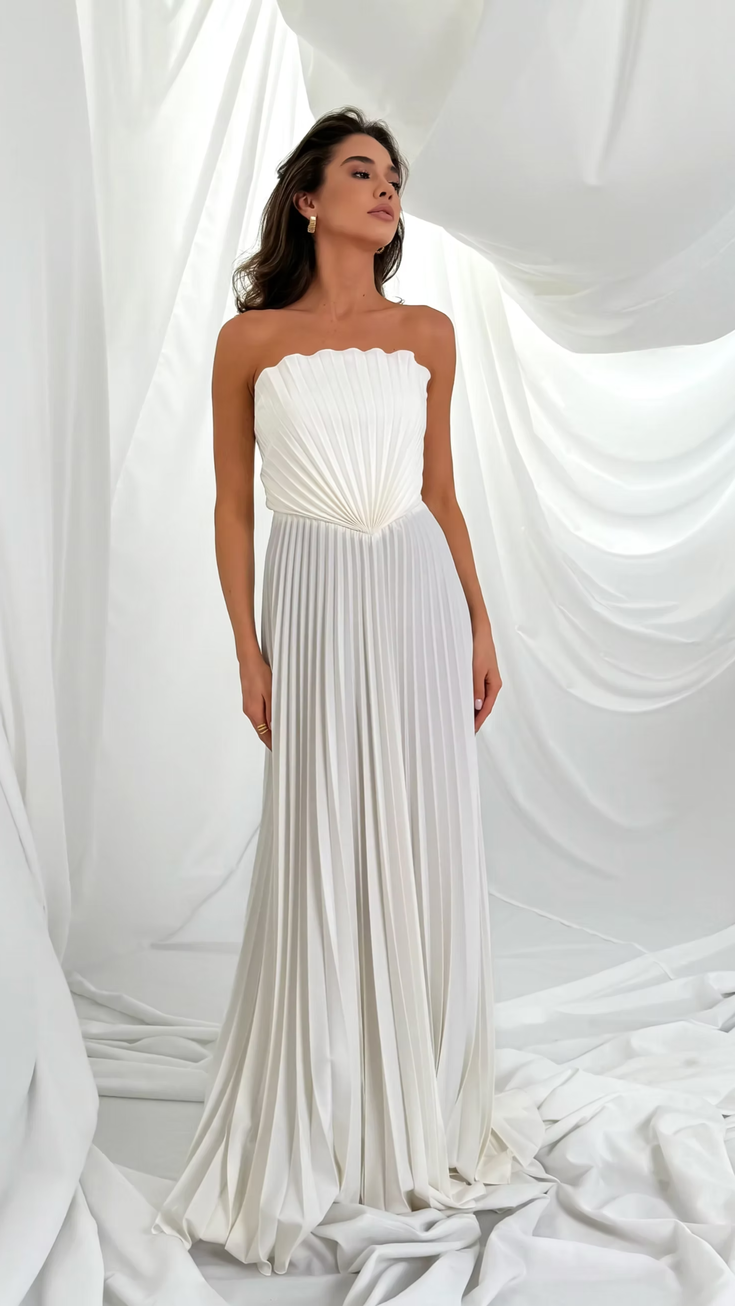Abendkleid „Shell“ mit Falten und schulterfreiem schulterfreiem Ausschnitt